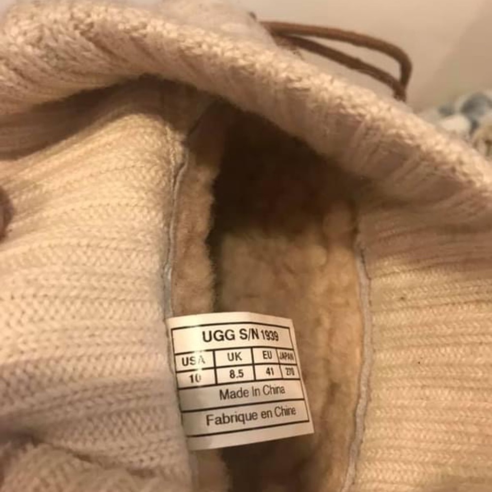 Uggs Shoes - image 7